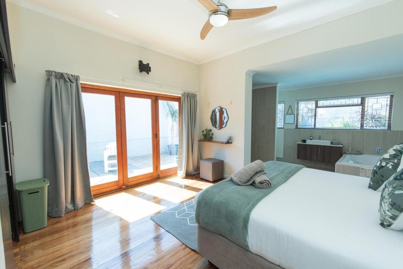 Luxury Living On Westview Villa Port Elizabeth Exteriör bild